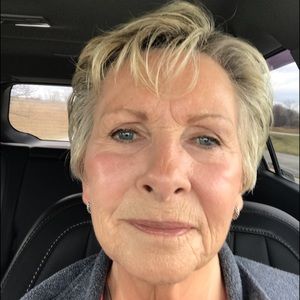 Meet your Posher, Linda